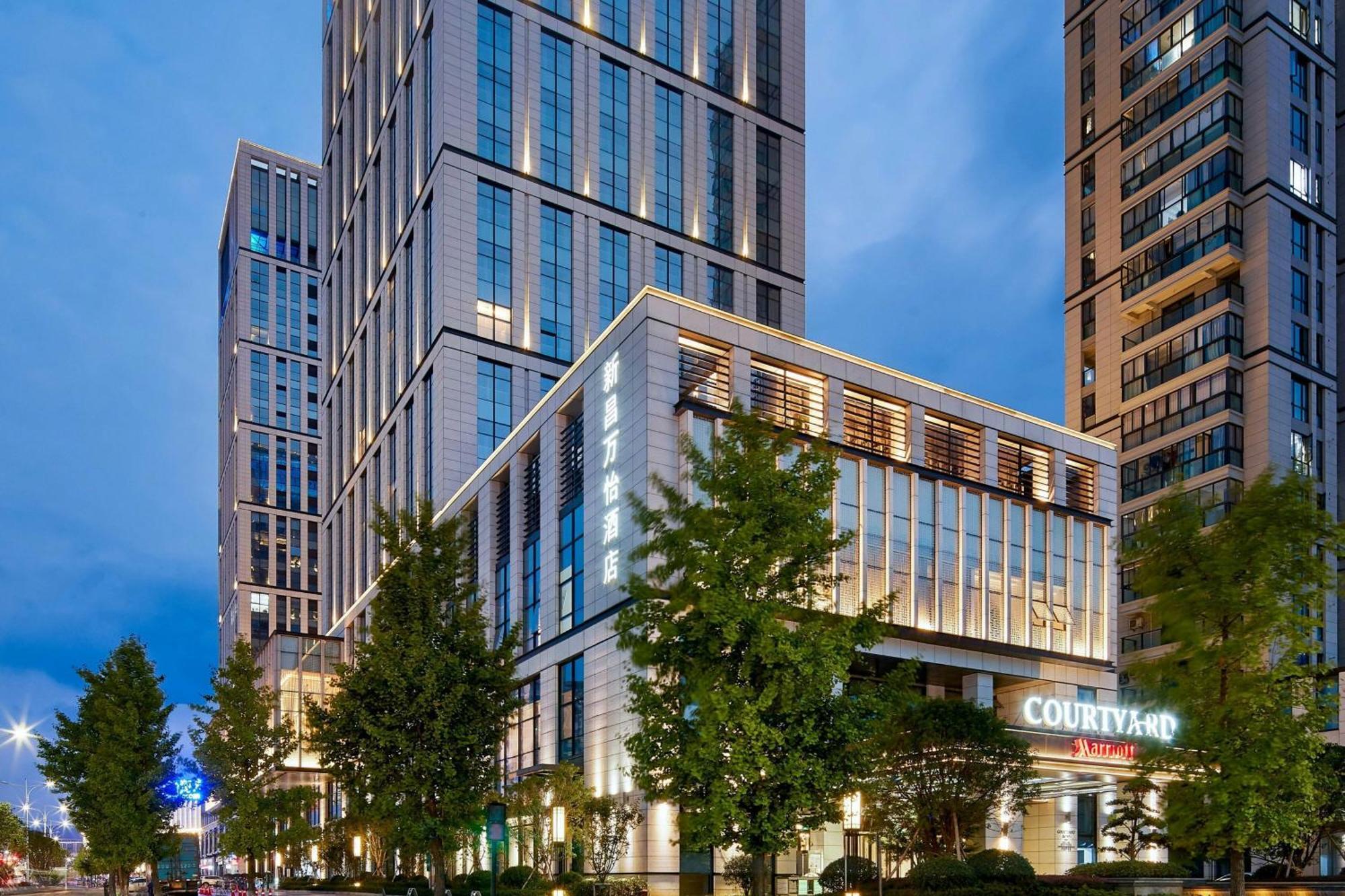 Courtyard By Marriott Xinchang Exteriör bild