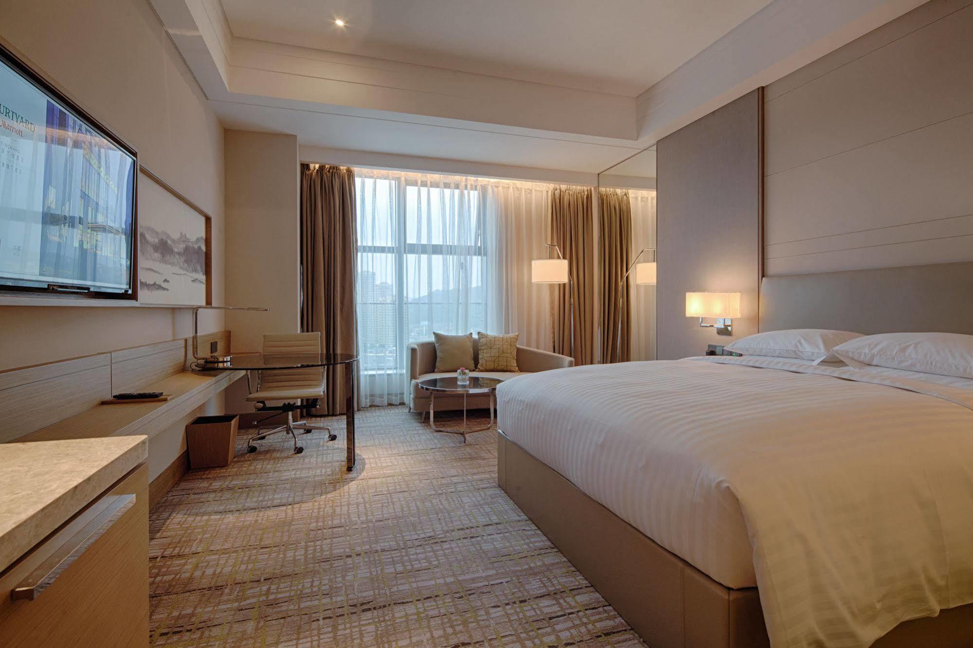 Courtyard By Marriott Xinchang Exteriör bild